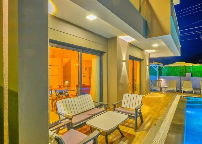 4 Bedroom - 9269 וילה