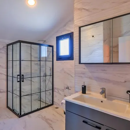 빌라 4 Bedroom - 9269 페티예