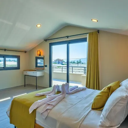 Villa 4 Bedroom - 9269