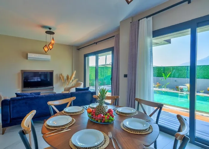 4 Bedroom - 9269 Φετιγιέ
