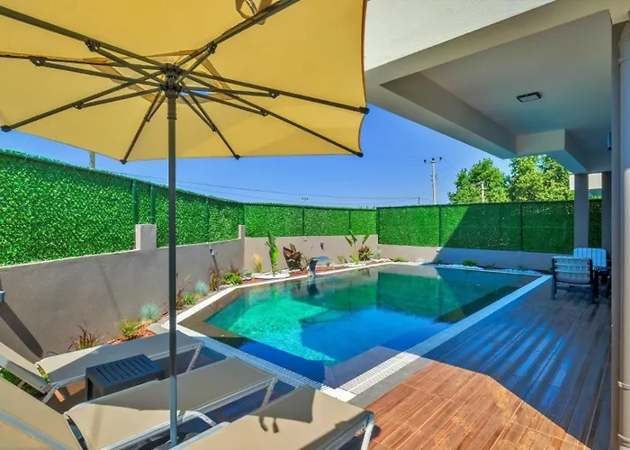 Βίλα 4 Bedroom - 9269